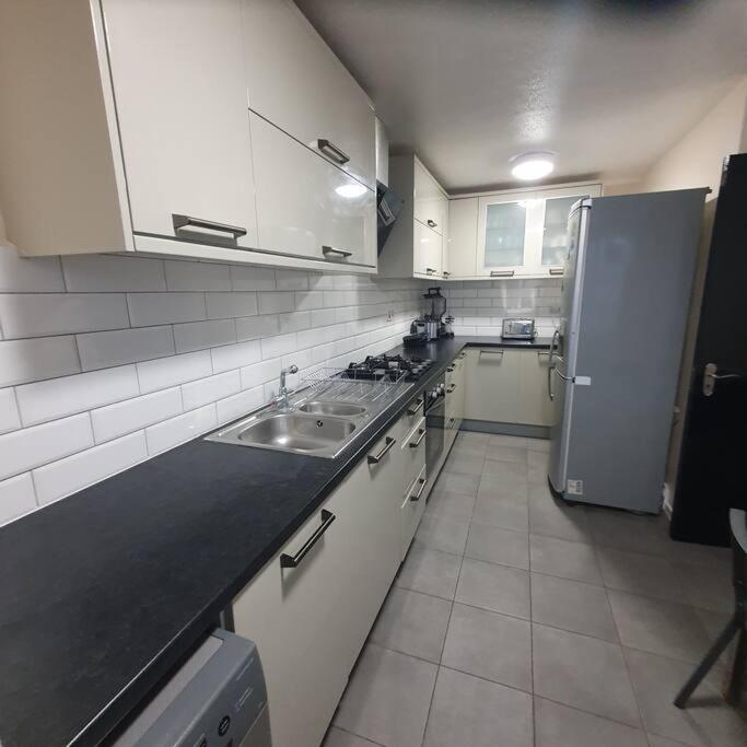 3Beds Family Friendly In London With Good Transport Links Apartment Екстериор снимка